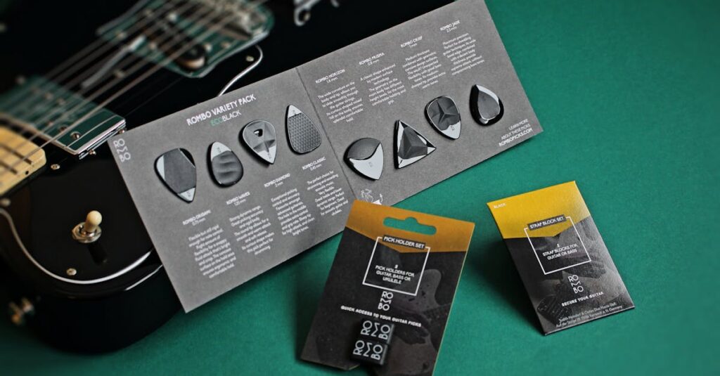 ギター初心者セットを比較した5種類のギターが並ぶ写真(アコギ・エレキ両方)